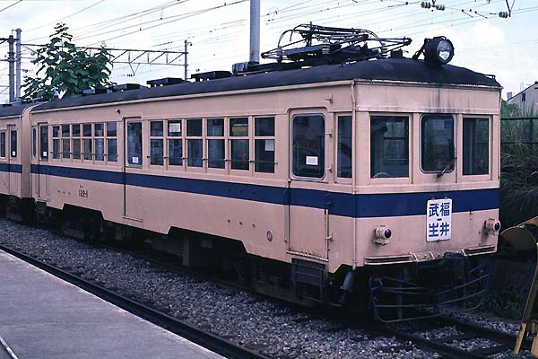 Fukui Tetsudo Moha 122-1