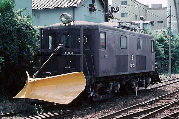 Hokuriku Tetsudo (Ishikawa Line) ED301