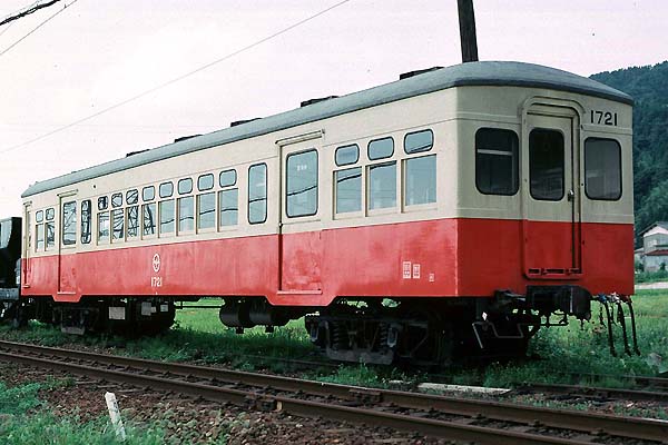 Hokuriku Tetsudo (Ishikawa Line) Kuha 1721