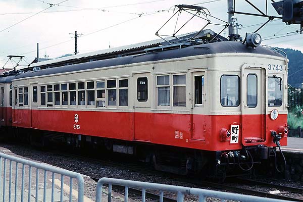 Hokuriku Tetsudo (Ishikawa Line) Moha 3743