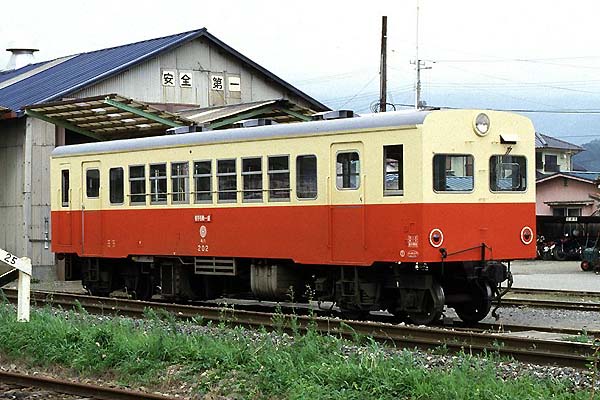 Iwate Kaihatsu Tetsudo Kiha 202