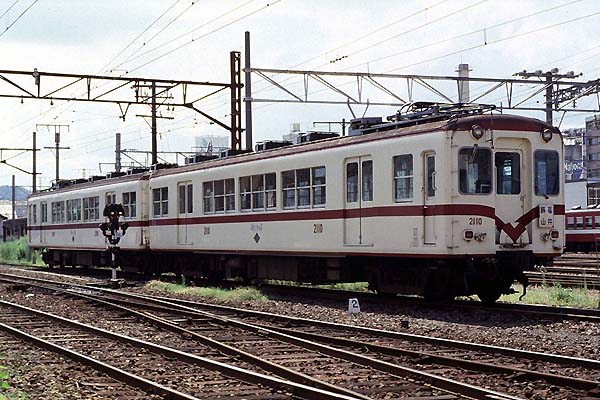 Kefuku Denki Tetsudo (Fukui Branch) Moha 2110