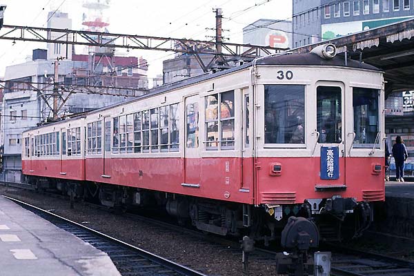 Takamatsu Kotohira Denki Tetsudo 30