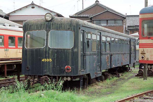 Shimabara Tetsudo Kiha 4505