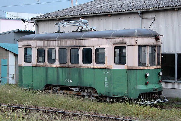 Toyama Chiho Tetsudo (Tram) De 3533