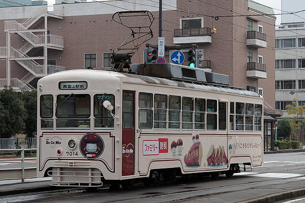 Toyama Chiho Tetsudo (Tram) De 7014