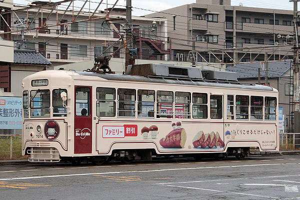 Toyama Chiho Tetsudo (Tram) De 7014