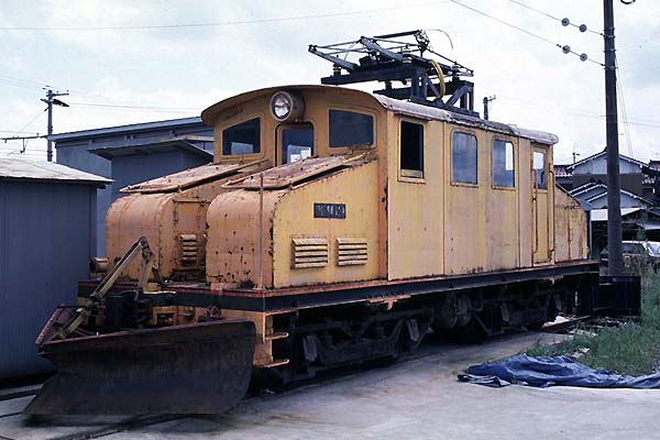 Toyama Chiho Tetsudo Deki 6502