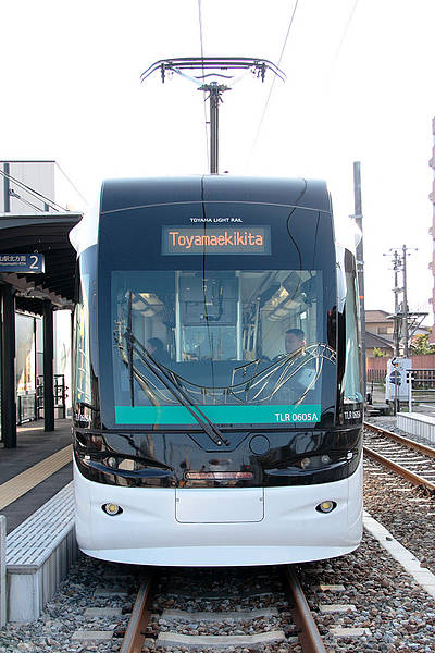 Toyama Light Rail TLR0605