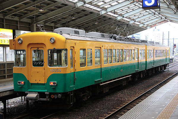 Toyama Chiho Tetsudo (Railway) Moha 10033